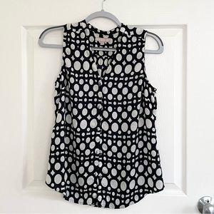 White & Navy Banana Republic Top